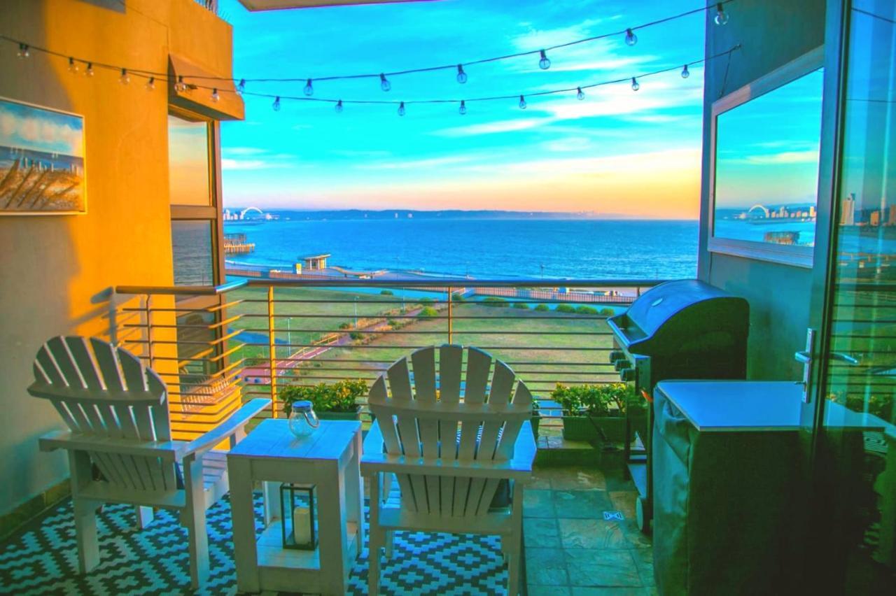 Ocean Whisper I - Back Up Power, 2 Adults & 2 Kids, Sea Facing Apartment Durban